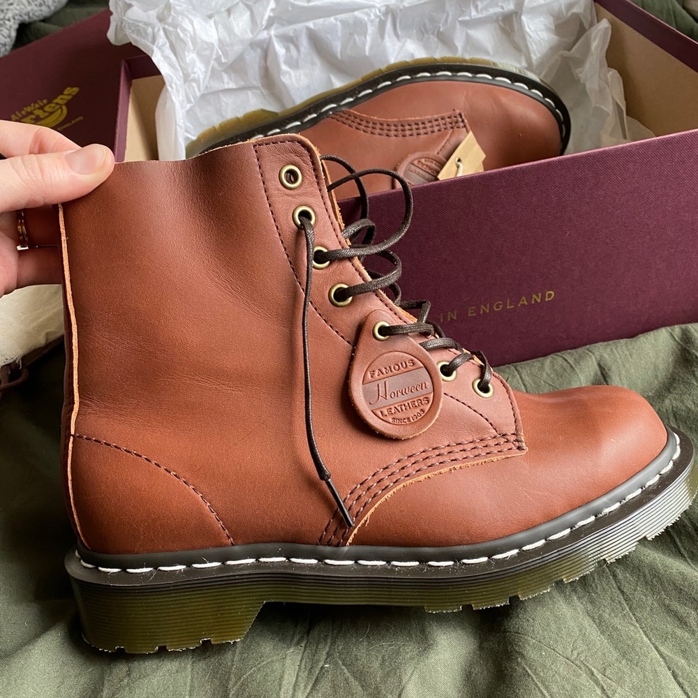 Brand new Dr Martens pascal boots brown
